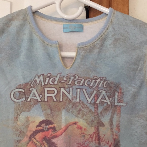 Bija hawaiian girl t shirt - Picture 3 of 3